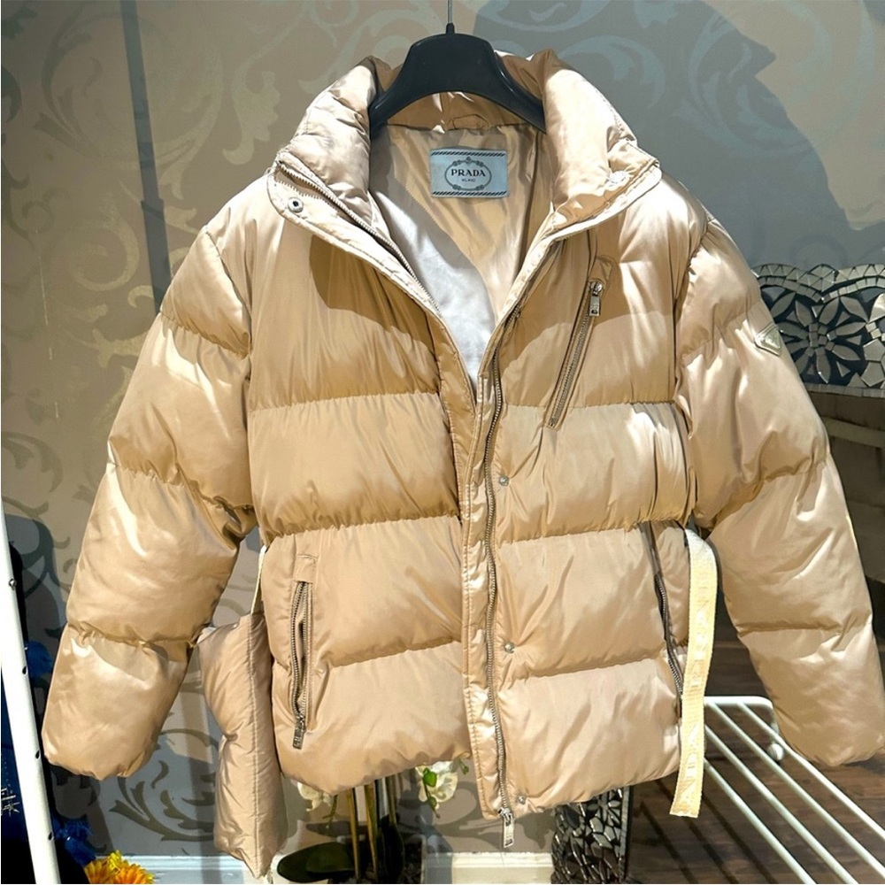 SOLD ! Women's Prada Puffer Jacket